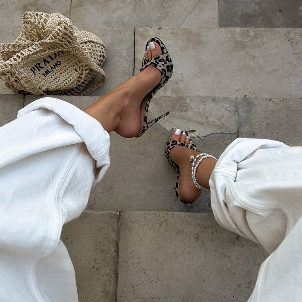 Beautiful Alex Mill pants S.